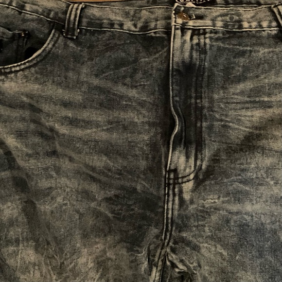 Born Fly Men’s Signature Denim Jeans - Picture 6 of 9